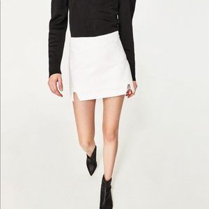 Zara TRF Mini Skort with Slits White M